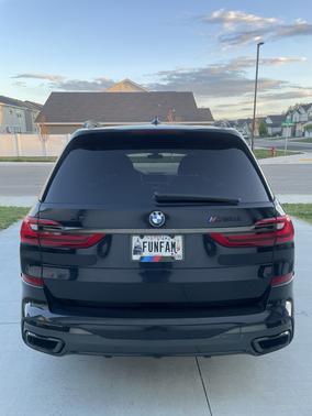 Black 2021 BMW X7 M50i