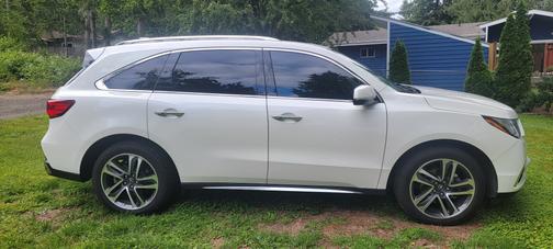 White 2017 Acura MDX 3.5L w/Advance Package