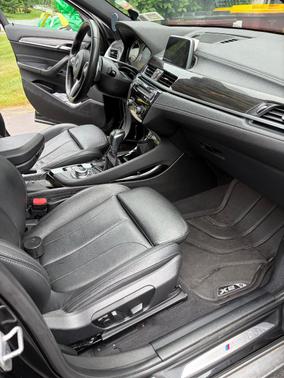 Black 2018 BMW X2 xDrive28i