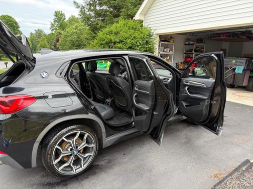 Black 2018 BMW X2 xDrive28i