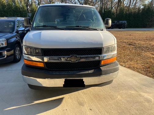 2017 Chevrolet Express 3500 LT