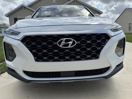 White 2020 Hyundai SANTA FE SE 2.4
