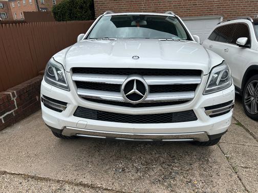 White 2016 Mercedes-Benz GL-Class GL 450 4MATIC