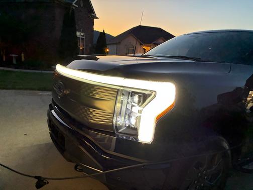 2023 Ford F-150 Lightning XLT