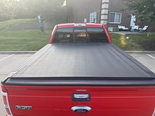 Red 2012 Ford F-150 XLT