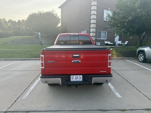 Red 2012 Ford F-150 XLT