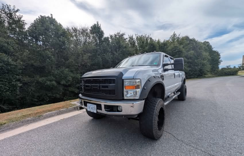 Silver 2008 Ford F-350 Lariat Crew Cab Super Duty