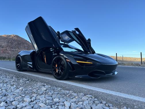 2019 McLaren 720S Base