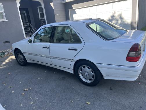 2000 Mercedes-Benz C-Class C230 Kompressor