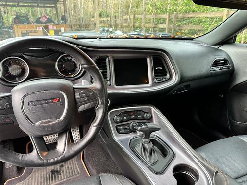 2016 Dodge Challenger R/T Scat Pack