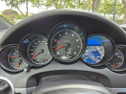 2016 Porsche Cayenne Cayenne