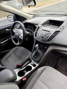 Gray 2015 Ford Escape SE