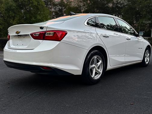 2018 Chevrolet Malibu 1LS