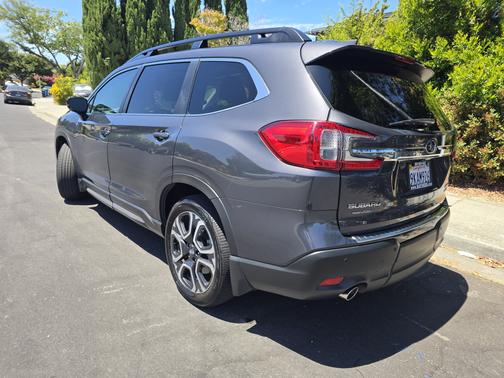 2024 Subaru Ascent Limited 7-Passenger