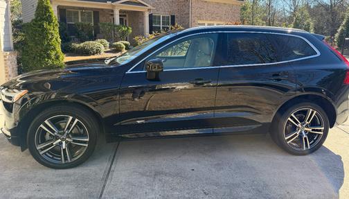 2019 Volvo XC60 T5 Momentum