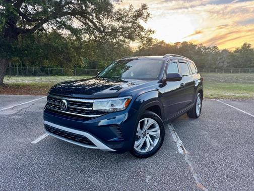 Blue 2021 Volkswagen Atlas 2.0T SE w/Technology