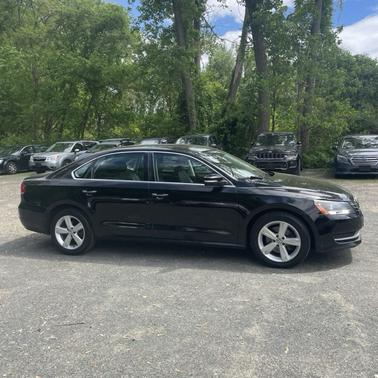 2013 Volkswagen Passat 2.5 SE