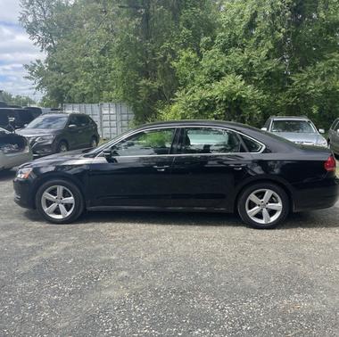 2013 Volkswagen Passat 2.5 SE