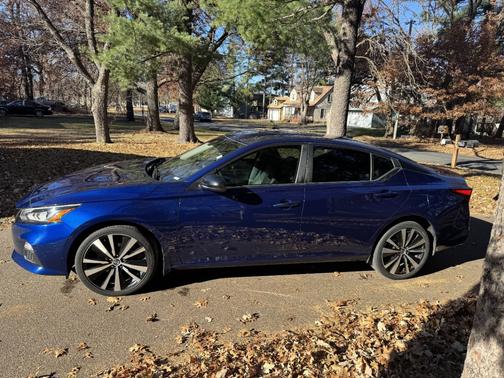 2020 Nissan Altima 2.5 SR