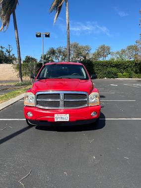 Red 2006 Dodge Durango SLT