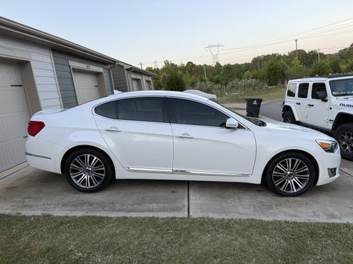 2014 Kia Cadenza Premium