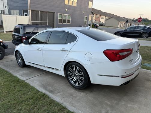 2014 Kia Cadenza Premium