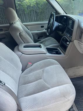 Beige 2003 Chevrolet Suburban 1500 LS