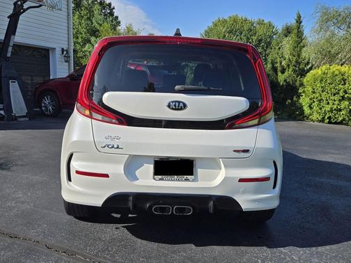 White 2020 Kia Soul GT-Line Turbo