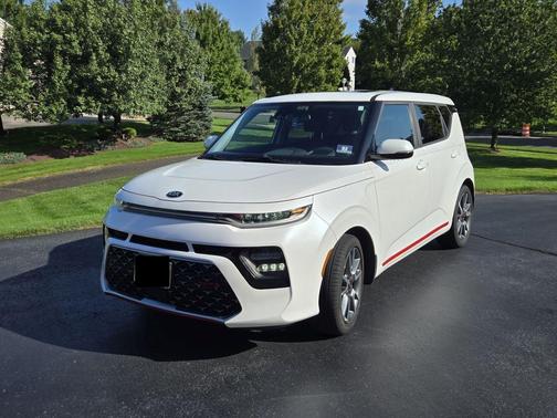 White 2020 Kia Soul GT-Line Turbo
