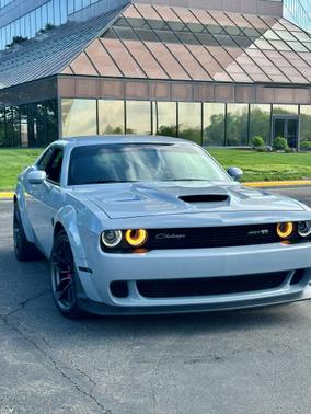 Gray 2022 Dodge Challenger R/T Scat Pack Widebody
