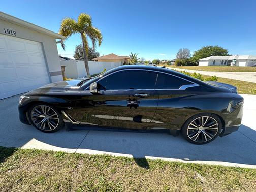 2017 INFINITI Q60 3.0T Premium