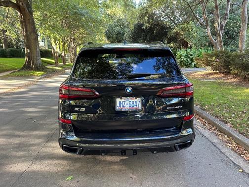 Black 2022 BMW X5 PHEV xDrive45e