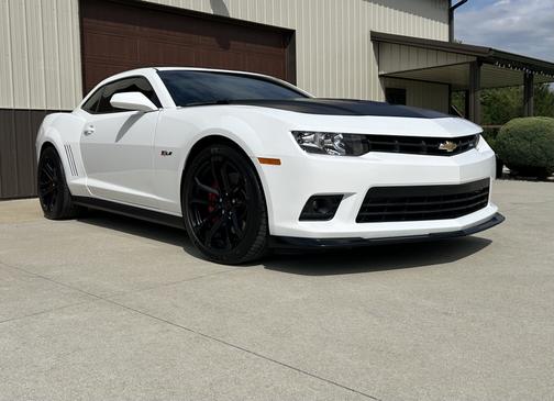 White 2014 Chevrolet Camaro 1SS