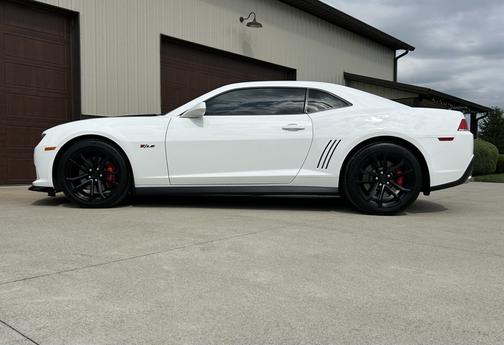 White 2014 Chevrolet Camaro 1SS
