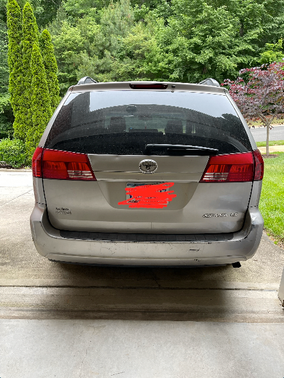 Silver 2004 Toyota Sienna LE