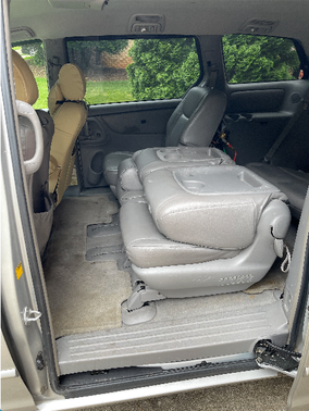 Silver 2004 Toyota Sienna LE