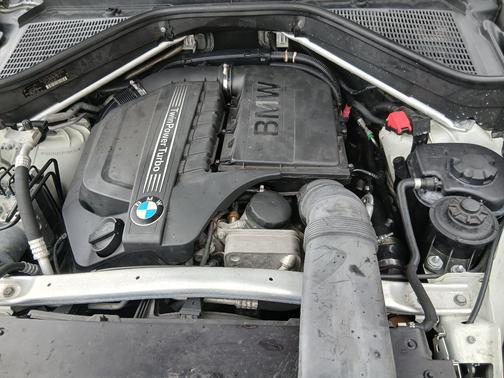 White 2013 BMW X5 xDrive35i Premium