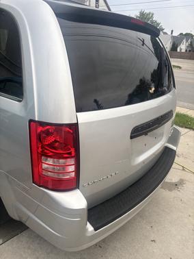 2010 Chrysler Town & Country Touring