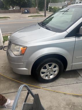 2010 Chrysler Town & Country Touring