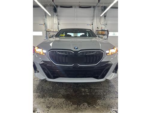 2024 BMW 530 i xDrive