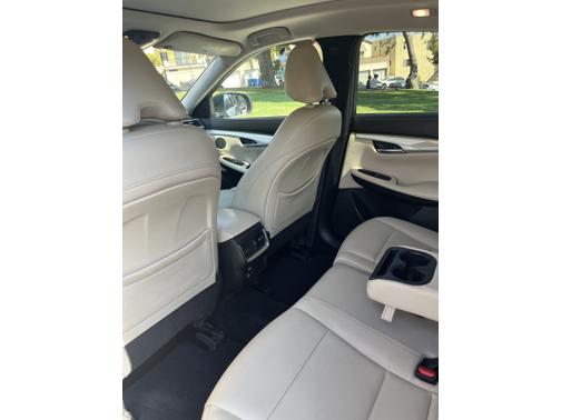 2019 INFINITI QX50 LUXE