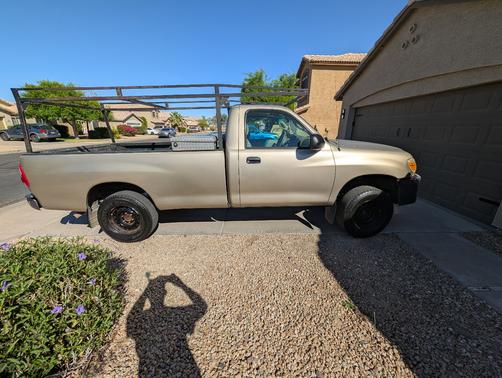 2005 Toyota Tundra Base