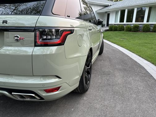 2022 Land Rover Range Rover Sport SVR Carbon Edition