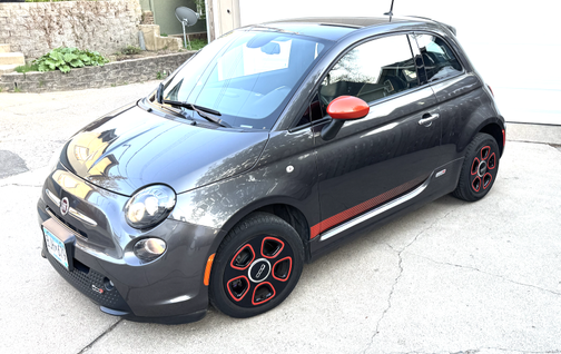 2015 FIAT 500e Battery Electric
