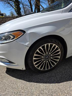 White 2018 Ford Fusion Titanium