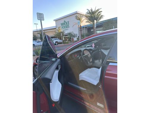 2018 Tesla Model S 75D