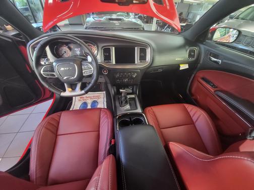 Photo 3 of 7 of 2022 Dodge Charger SRT Hellcat Widebody