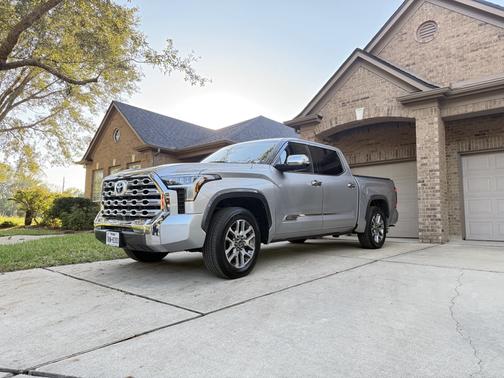 2023 Toyota Tundra Hybrid 1794 Edition
