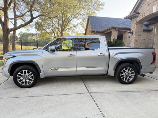2023 Toyota Tundra Hybrid 1794 Edition