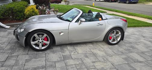 Silver 2007 Pontiac Solstice GXP